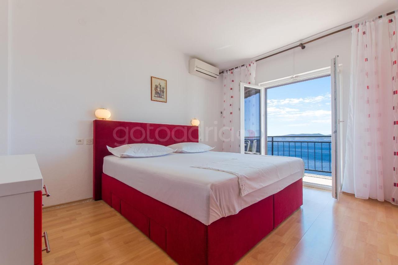 Near The Beach Apartments Jagodia Brela Ngoại thất bức ảnh